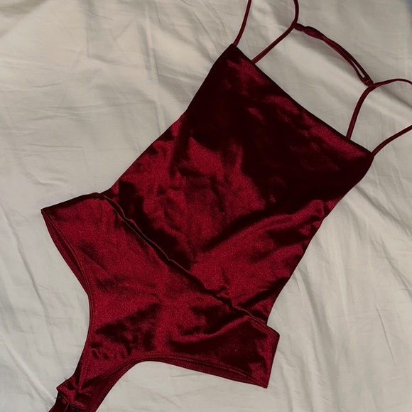 Red open back body suit - Picture 2 of 4